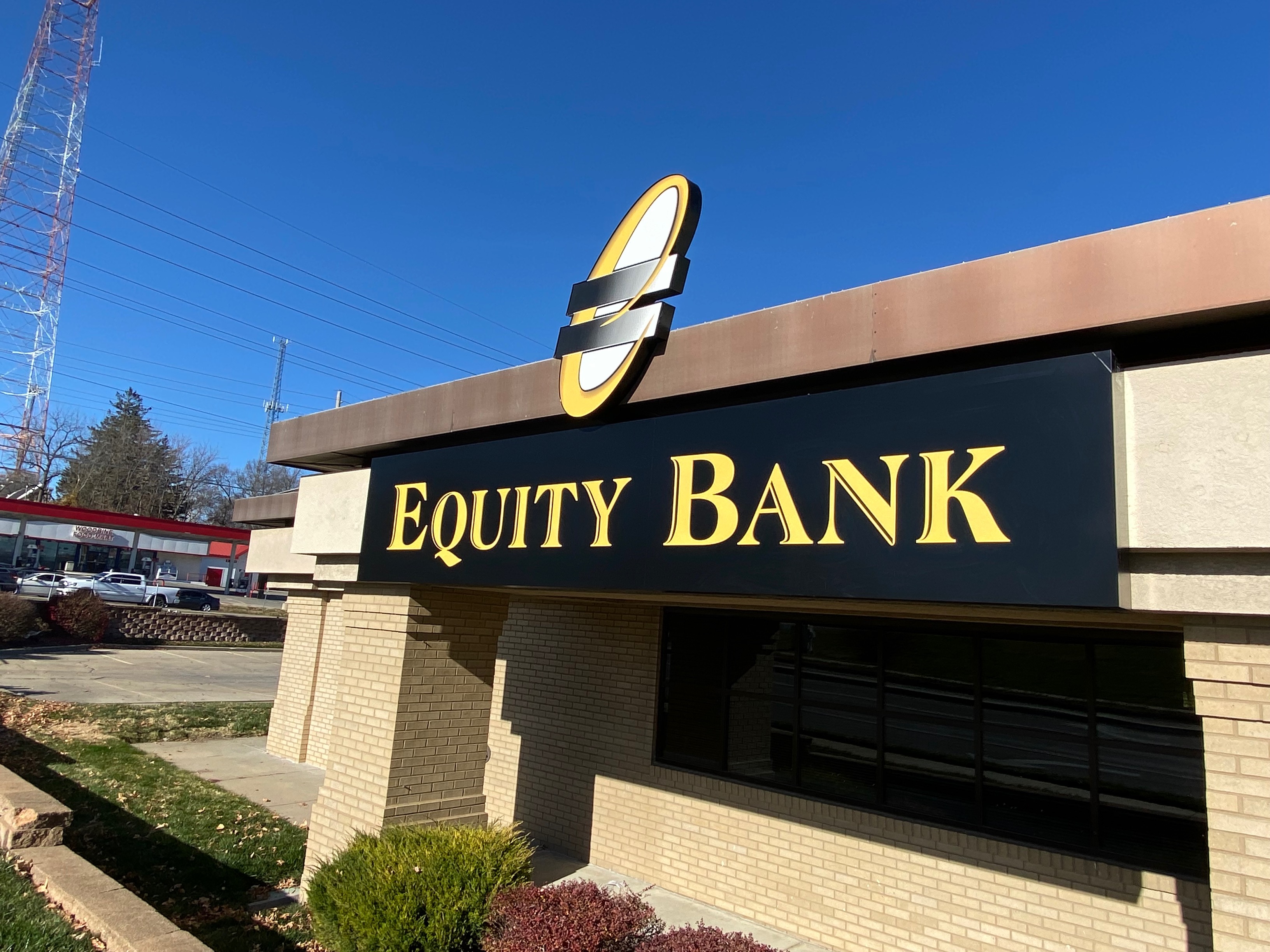 Equity Bank in St. Joseph on Woodbine Road