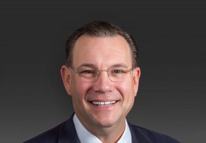 Brad Eilliot's headshot